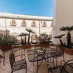 Real Teatro Apartment